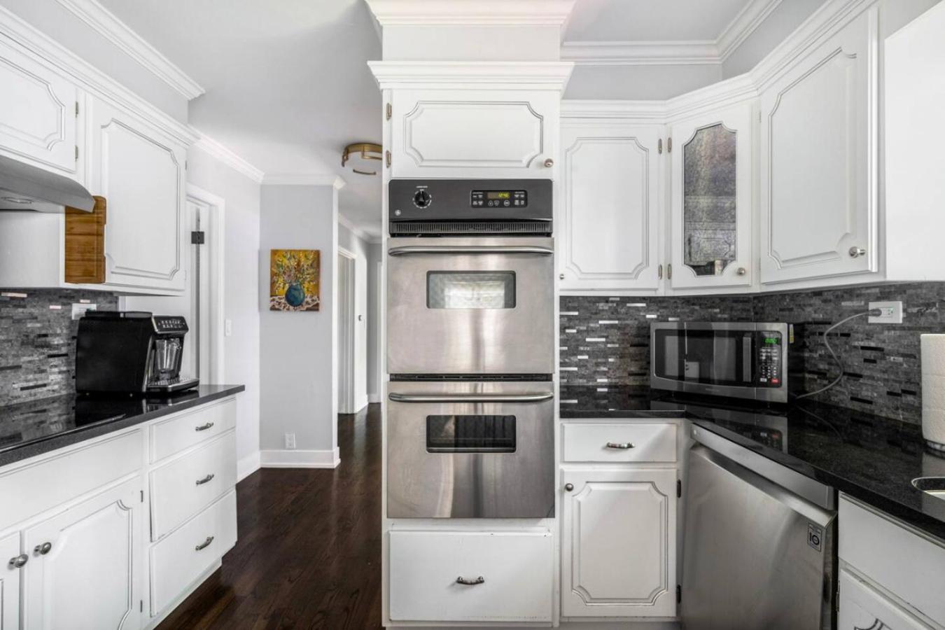 Spacious, Luxury Renovated Home With 4 Kings, Firepit Glen Ellyn Екстер'єр фото