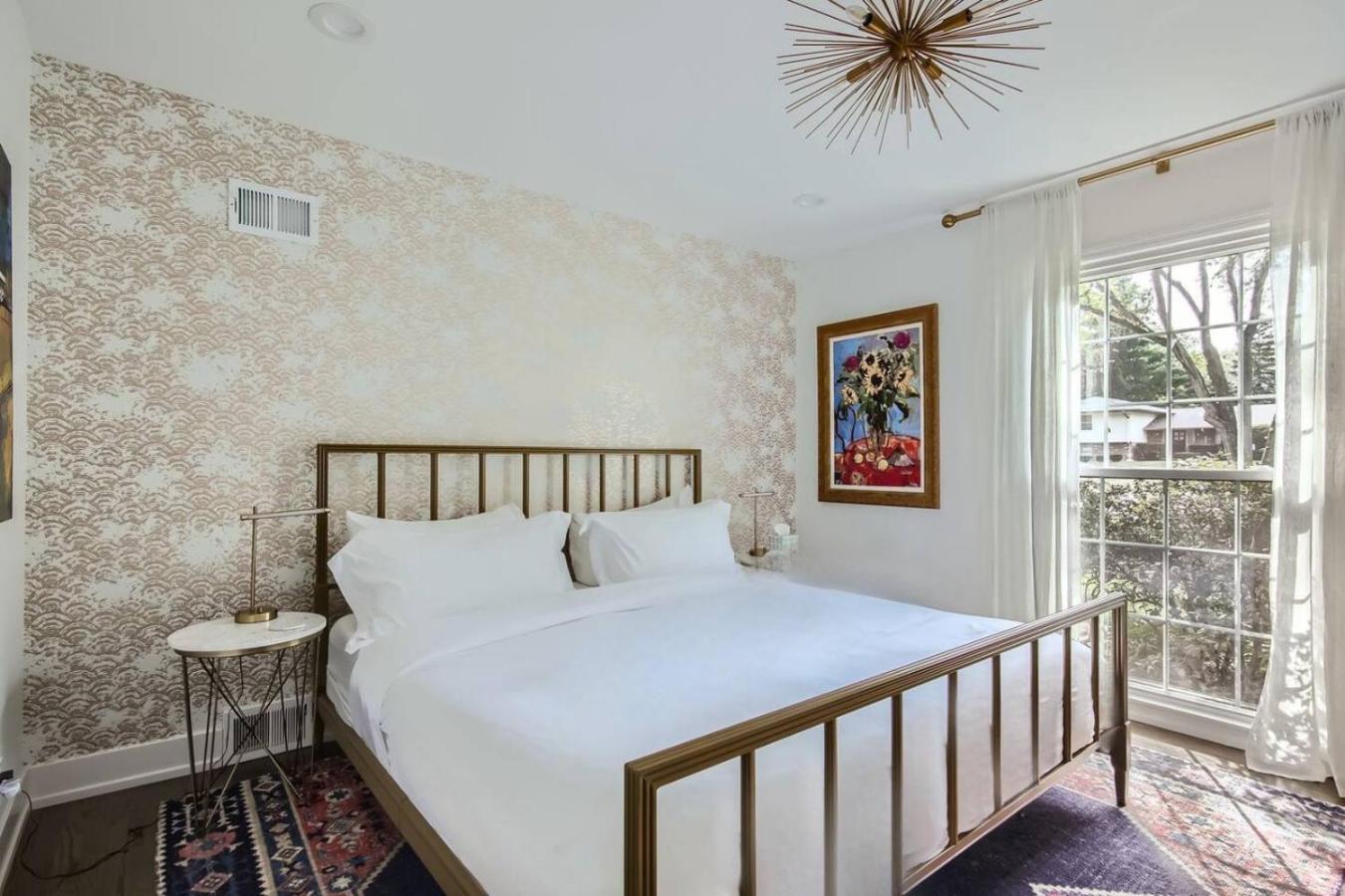Spacious, Luxury Renovated Home With 4 Kings, Firepit Glen Ellyn Екстер'єр фото